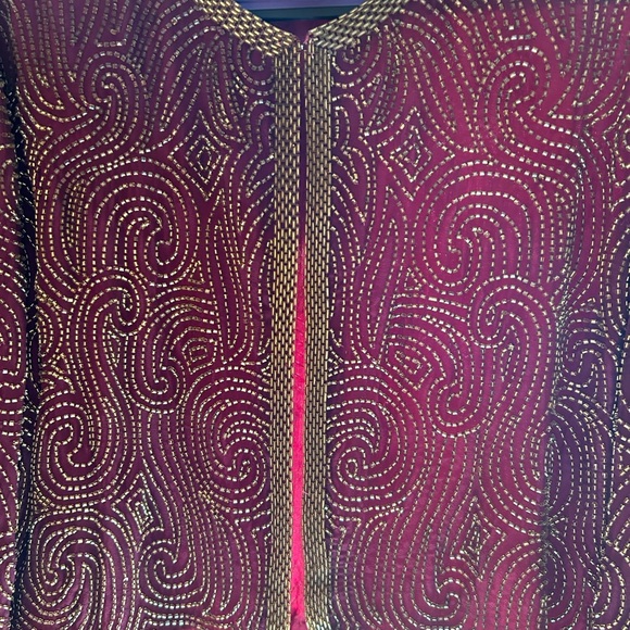 Niteline Della Roufogali SILK Wine/ Gold BEADED CROPPED EVENING JACKET! - Picture 11 of 12
